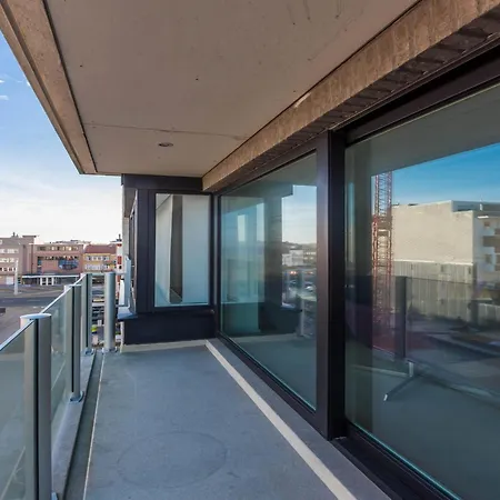 아파트 With Sea View And Balcony In Belgium, Cleaning Included 코크시데
