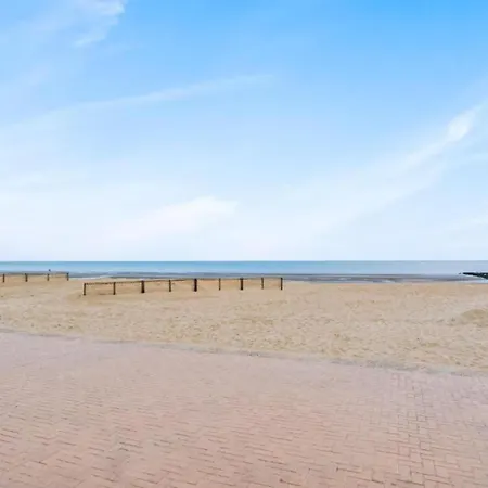 With Sea View And Balcony In Belgium, Cleaning Included * 코크시데